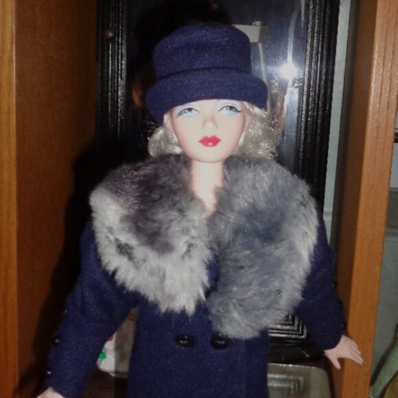FABULOUS GRAND HOTEL REPLICA WORN BY GRETA GARBO-FABULOUS COAT,HAT-EXCELLENT- - Picture 6 of 7
